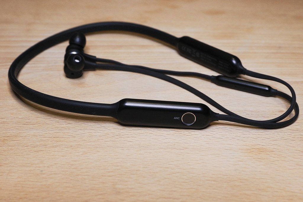 Linner NC50 Noise-Cancellation In-Ear Headphones. — related to best ur0